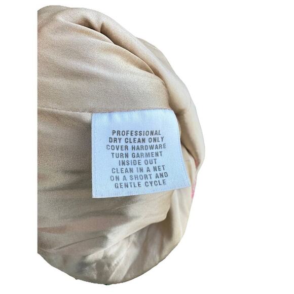 LUXURY ST. JOHN COUTURE PINK TWEED 2-PIECE SKIRT SUIT - SIZE 14 (Made In USA) - Picture 7 of 16